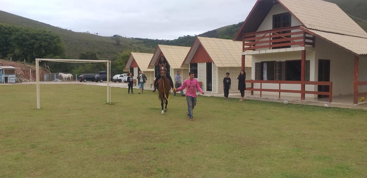 Pousada Recanto Feliz Carvalhos Mg Exterior photo